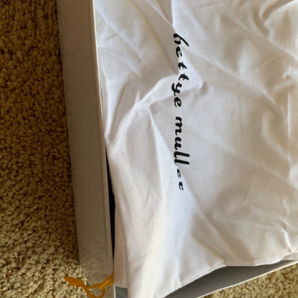 Bettye Mueller “Christie” pump size 8.5/ Euro 39 - Picture 7 of 8